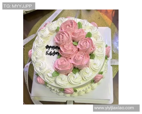 蛋糕的甜美艺术：探索创意蛋糕的制作技巧与背后的文化故事